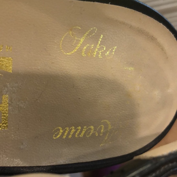 Salvatore Ferragamo Black Sling Back Shoes Saks Fifth Avenue - Picture 6 of 14